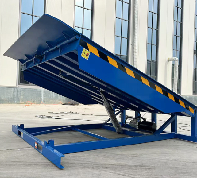 南丰固定式登车桥应用